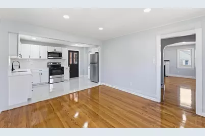 21 Wrona St, Springfield, MA 01151 - Photo 9