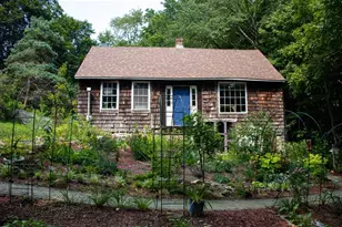 10 Bates Hill, Sturbridge, MA 01518 - Photo 1