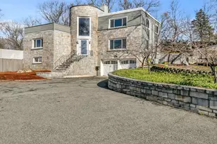 46 Clairmont St, Lynn, MA 01904 - Photo 1