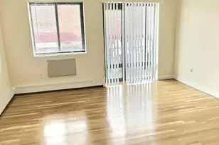 1039 Commonwealth Ave, Boston, MA 02215 - Photo 5