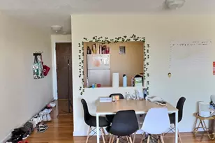1039 Commonwealth Ave, Boston, MA 02215 - Photo 3