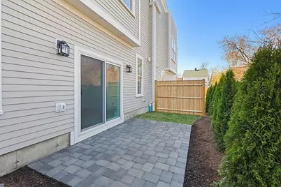 257R Market Street #A, Boston, MA 02134 - Photo 3