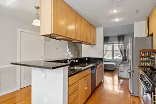 7 Lark Dr, Boston, MA 02126 - Photo 7