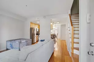 7 Lark Dr, Boston, MA 02126 - Photo 13