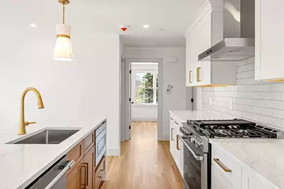 6-8 South #3, Stoneham, MA 02180 - Photo 5