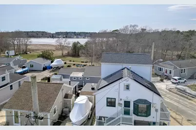 1 Barnes St, Wareham, MA 02571 - Photo 3
