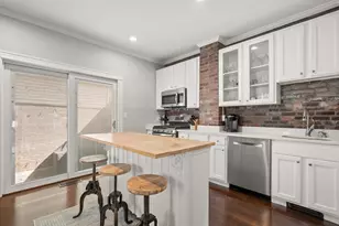 372 Silver St, Boston, MA 02127 - Photo 3
