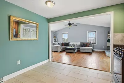 100 Beacon Hill Rd, West Springfield, MA 01089 - Photo 9