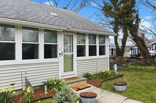 52 Point St, Fairhaven, MA 02719 - Photo 3