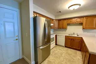 23 Greenleaves Dr, Amherst, MA 01002 - Photo 7