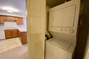 23 Greenleaves Dr, Amherst, MA 01002 - Photo 13