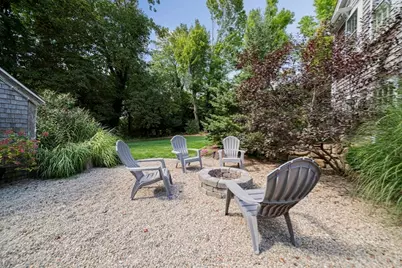 104 Standish St, Duxbury, MA 02332 - Photo 33