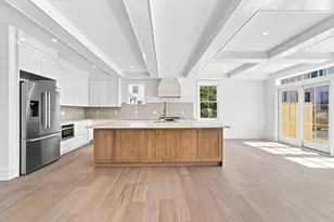 18 Honeysuckle Dr, Nantucket, MA 02554 - Photo 7