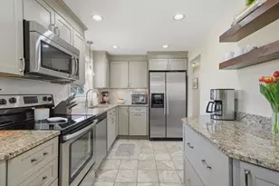 53 Enfield St, Lowell, MA 01852 - Photo 13