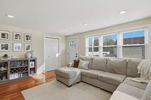 53 Enfield St, Lowell, MA 01852 - Photo 9