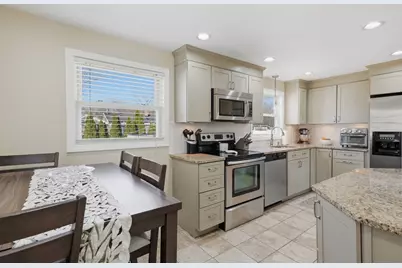 53 Enfield Street, Lowell, MA 01852 - Photo 11