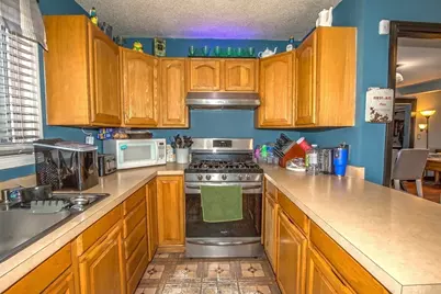 138 Wilber Street, Springfield, MA 01104 - Photo 9