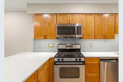 45 W Broadway #111, Boston, MA 02127 - Photo 9