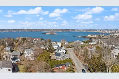 5 Grapevine Rd, Gloucester, MA 01930 - Photo 7