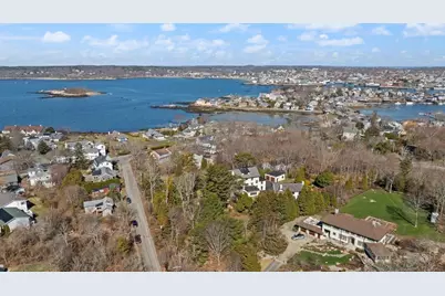 5 Grapevine Rd, Gloucester, MA 01930 - Photo 9