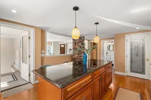 67 Lynnfield St, Lynn, MA 01904 - Photo 9