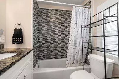 84 Howard Street, Lawrence, MA 01841 - Photo 5