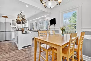 1542 S Branch Pkwy, Springfield, MA 01129 - Photo 11