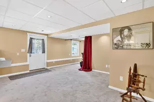 1542 S Branch Pkwy, Springfield, MA 01129 - Photo 33