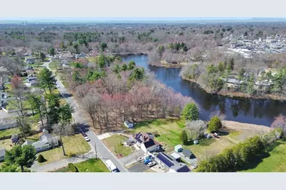 1542 S Branch Pkwy, Springfield, MA 01129 - Photo 41