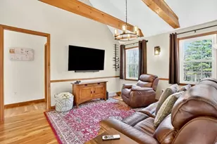 1542 S Branch Pkwy, Springfield, MA 01129 - Photo 13