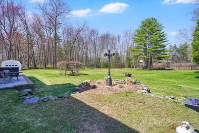 1542 S Branch Pkwy, Springfield, MA 01129 - Photo 35