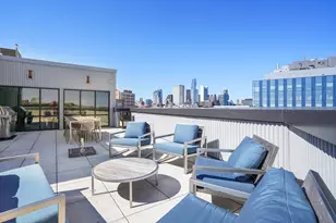 45 W 3rd St, Boston, MA 02127 - Photo 19