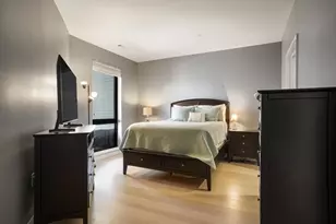 45 W 3rd St, Boston, MA 02127 - Photo 11