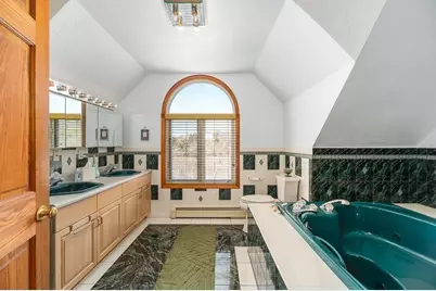 129 Thatcher Rd, Gloucester, MA 01930 - Photo 19