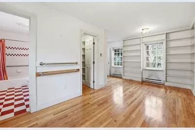 104 Spring St, Amherst, MA 01002 - Photo 13