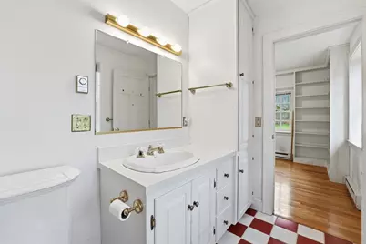 104 Spring St, Amherst, MA 01002 - Photo 15