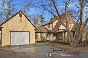 104 Spring St, Amherst, MA 01002 - Photo 31