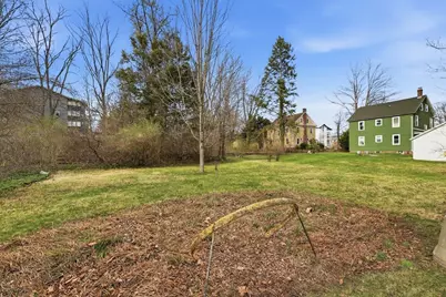 104 Spring St, Amherst, MA 01002 - Photo 33