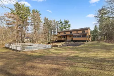 693 Elm St, Leominster, MA 01453 - Photo 31