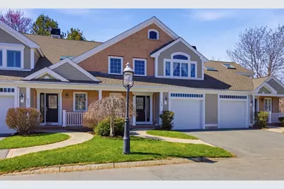 410 Salem St #402, Wakefield, MA 01880 - Photo 1