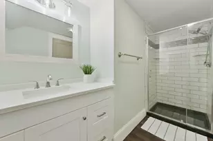 13 Roslyn St, Salem, MA 01970 - Photo 15