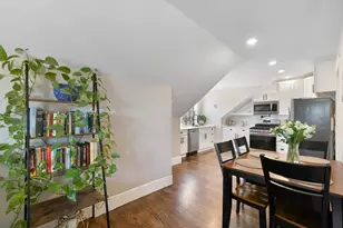 13 Roslyn St, Salem, MA 01970 - Photo 9