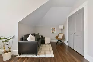 13 Roslyn St, Salem, MA 01970 - Photo 17