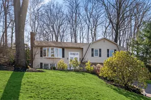 19 Duggan Dr, Framingham, MA 01702 - Photo 1