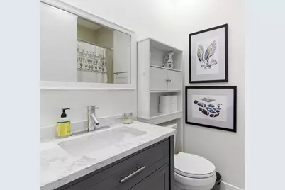 171 W 4th St #7, Boston, MA 02127 - Photo 17