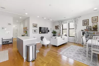 171 W 4th St #7, Boston, MA 02127 - Photo 7