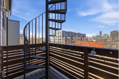 171 W 4th St #7, Boston, MA 02127 - Photo 19