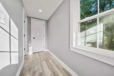 31 Dexter St, Methuen, MA 01844 - Photo 11