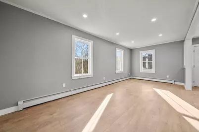 31 Dexter St, Methuen, MA 01844 - Photo 23