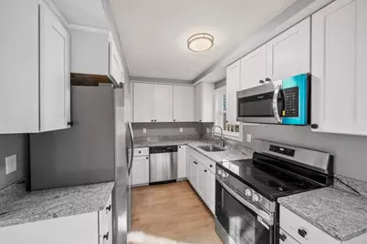 31 Dexter St, Methuen, MA 01844 - Photo 19